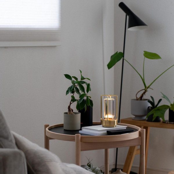 Aura Gleam Table Lamp - Image 30