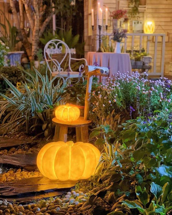 Pumpkin Table Lamp - Image 24